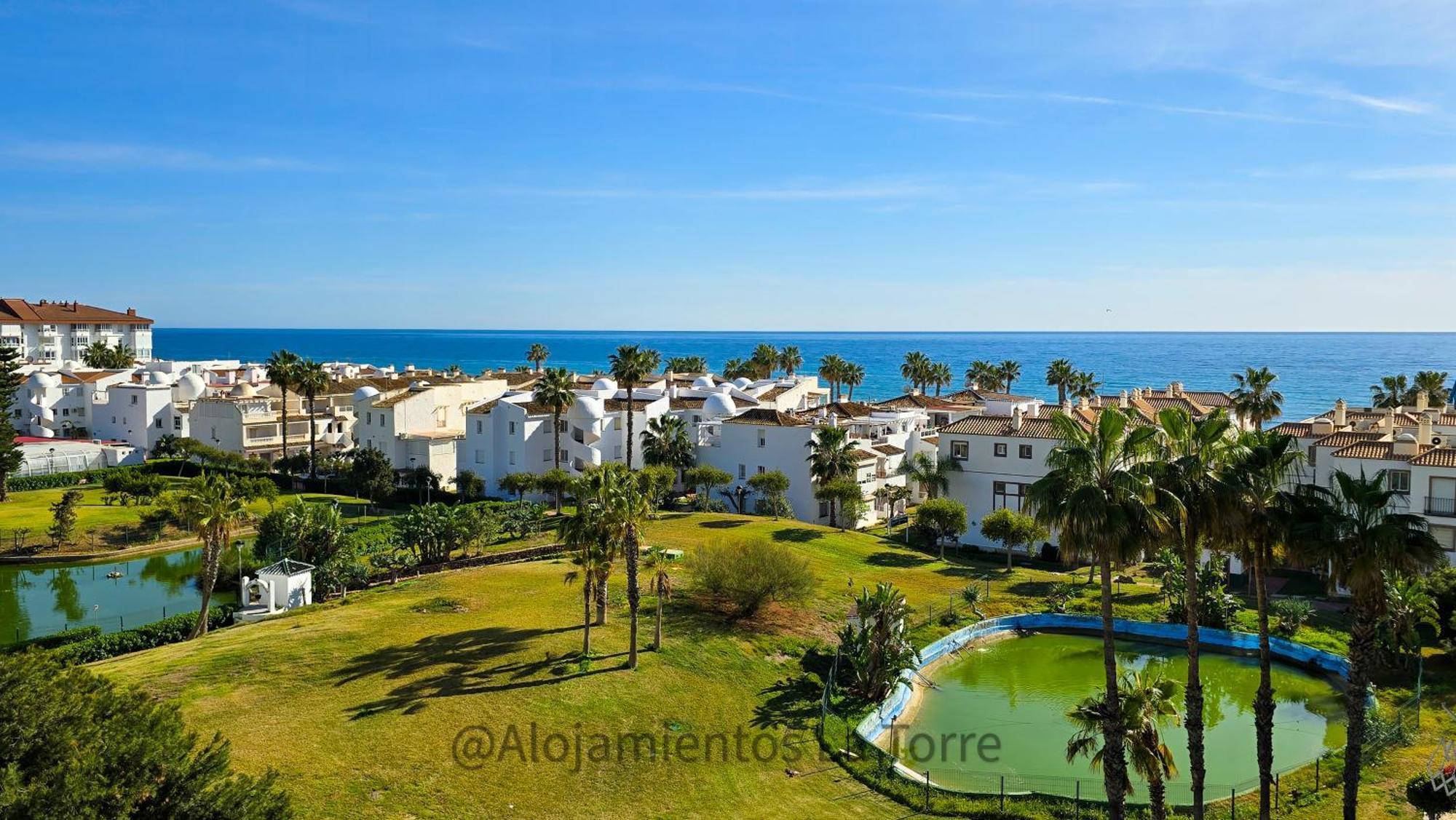 Laguna Beach Premium - Alojamientos La Torre Torrox Exterior photo